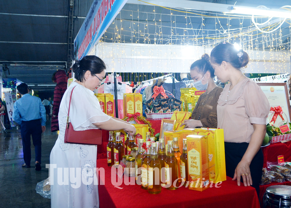 Hội chợ Thương mại - Du lịch Tuyên Quang: Quảng bá sản phẩm OCOP