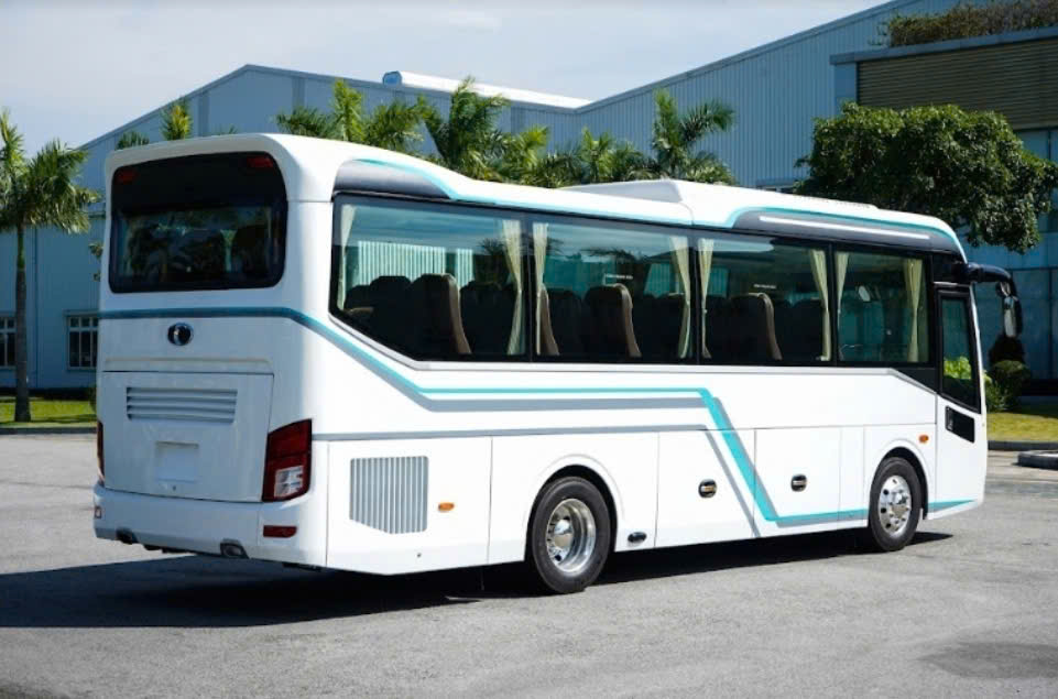 z7903093384608bb637c252b44094beb7b61e55e1a0235.jpg